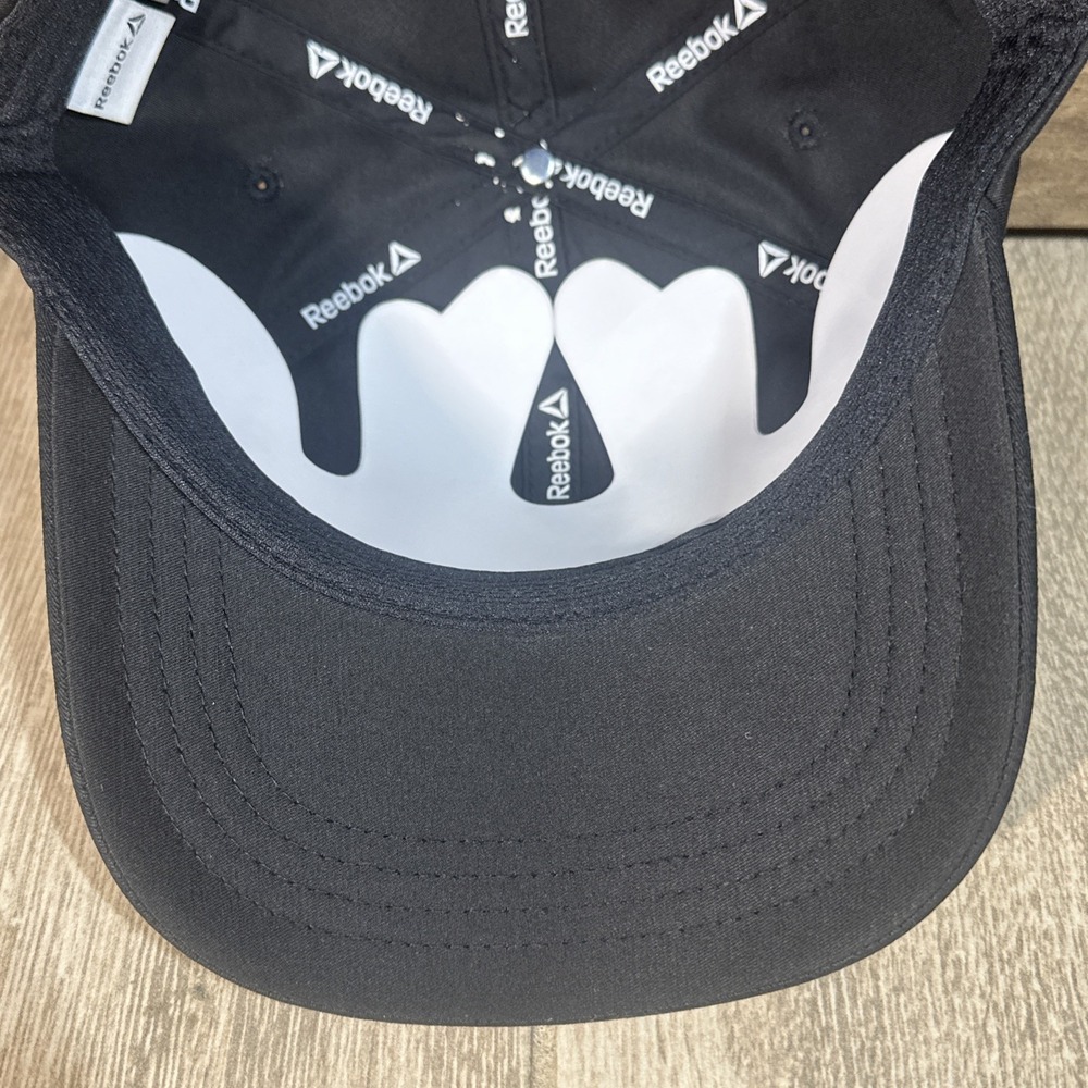 NWT Reebok Logo Hat Black Sport Baseball Cap One Size Most fit Strap Modern - Picture 10 of 12